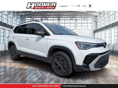 Used 2025 Volkswagen Taos S FWD image 1