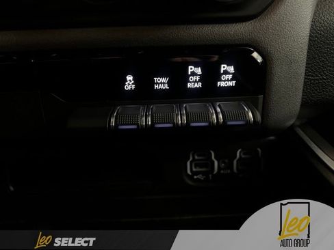 Used 2022 RAM 1500 Big Horn AWD/4WD image 14