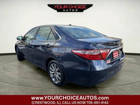 Used 2015 Toyota Camry XLE image 3