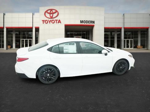 New 2026 Toyota Camry SE image 23