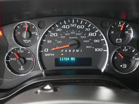 Used 2024 GMC Savana 2500 w/ Driver Convenience Package image 22