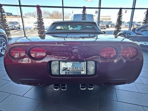 Used 2003 Chevrolet Corvette Convertible w/ Preferred Equipment Group1 image 3