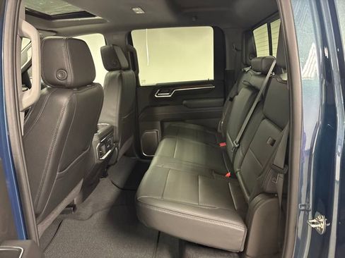 New 2025 GMC Sierra 2500 Denali w/ Denali Reserve Package image 43