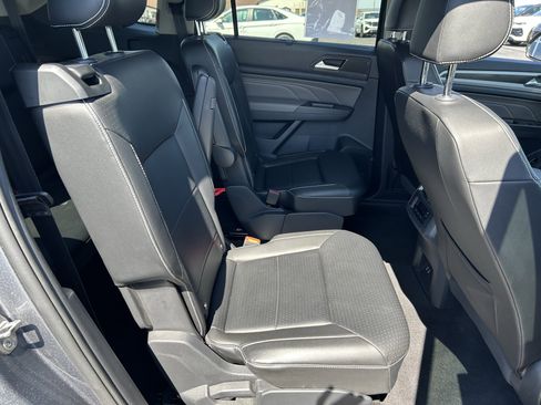 Certified 2022 Volkswagen Atlas SE image 25