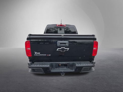 Used 2019 Chevrolet Colorado Z71 AWD/4WD image 4
