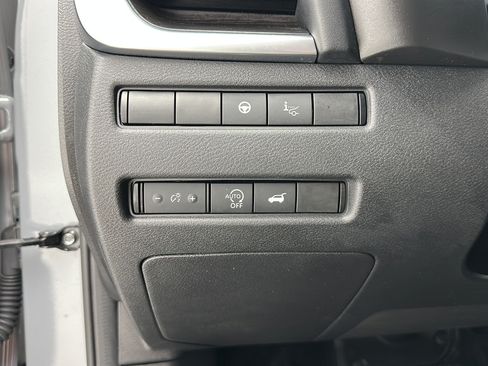Used 2023 Nissan Rogue Platinum w/ Platinum Premium Package AWD/4WD image 21