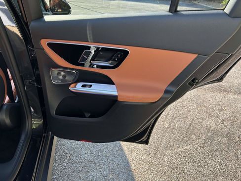 New 2027 Mercedes-Benz GLC 300 image 38