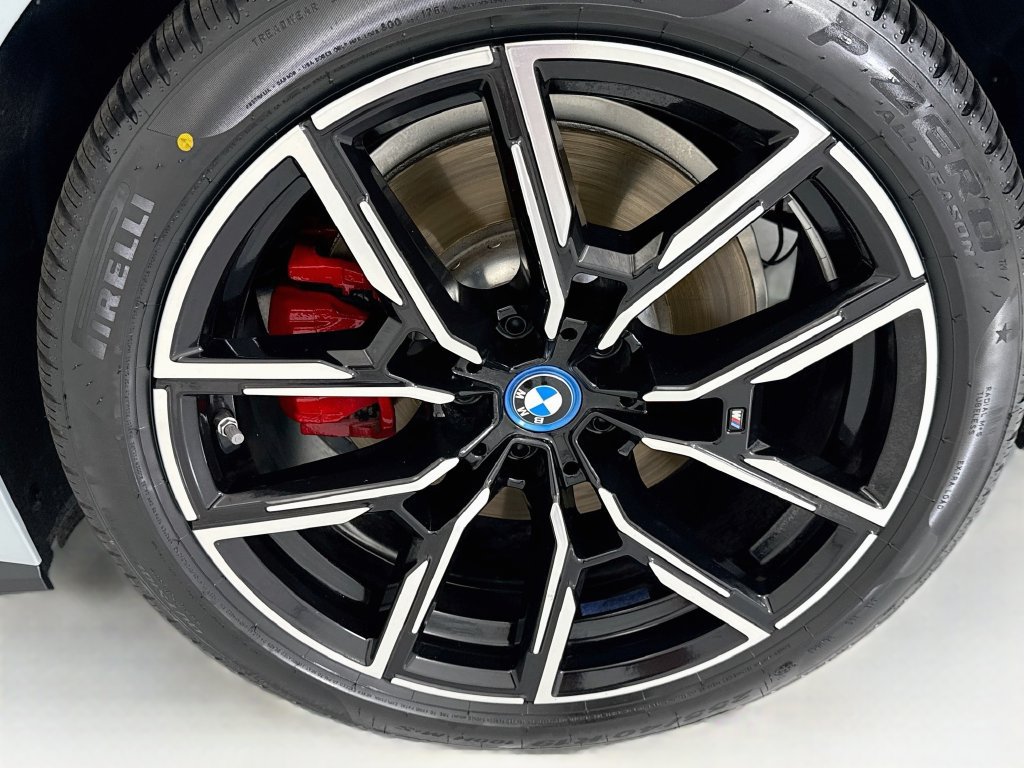 Used 2022 BMW i4 M50 AWD/4WD image 30
