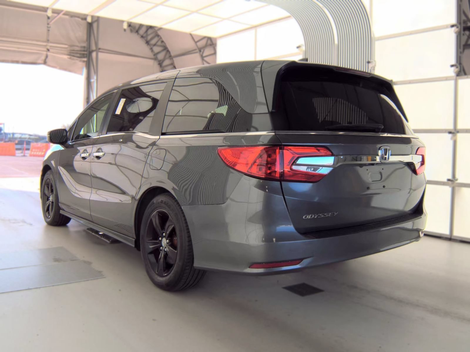 Used 2019 Honda Odyssey EX-L image 2