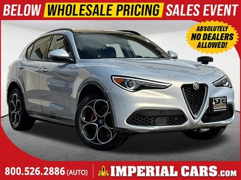 Used 2022 Alfa Romeo Stelvio Ti image 1