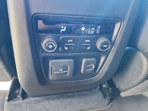 Certified 2021 Buick Enclave Avenir w/ Avenir Technology Package image 13