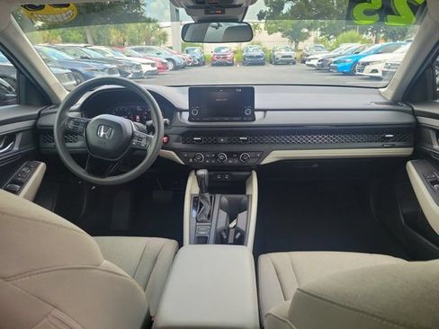Used 2025 Honda Accord SE image 2