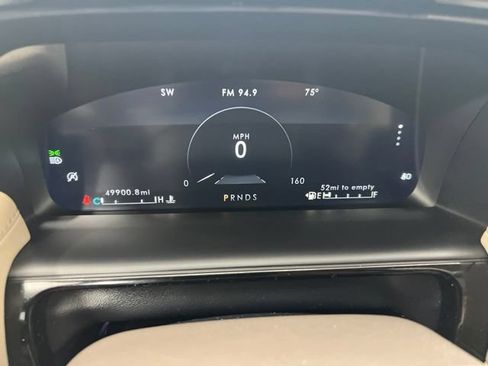 Certified 2022 Lincoln Nautilus Reserve AWD/4WD image 17