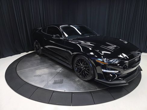 Used 2020 Ford Mustang GT Premium w/ GT Performance Package RWD image 15
