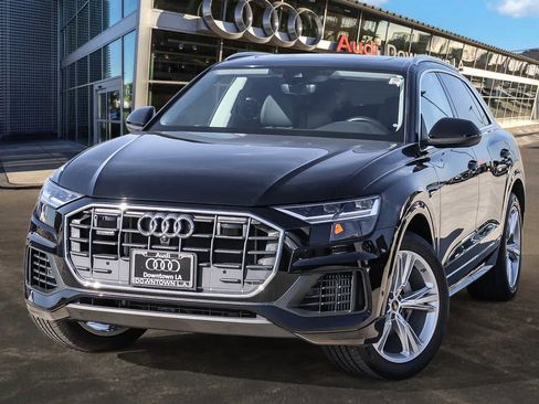 Used 2022 Audi Q8 Premium Plus image 1