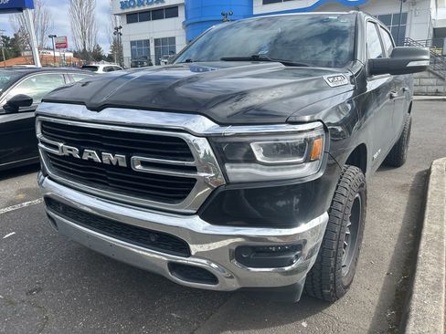 Used 2019 RAM 1500 Big Horn image 2