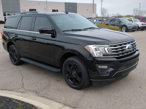 Used 2021 Ford Expedition XLT w/ Black Accent Package image 2