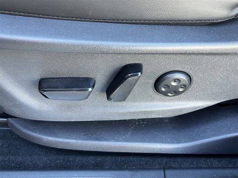 Certified 2023 Nissan Ariya AWD image 23