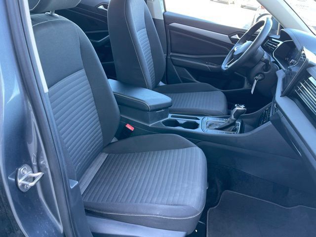 Used 2025 Volkswagen Jetta S FWD image 17