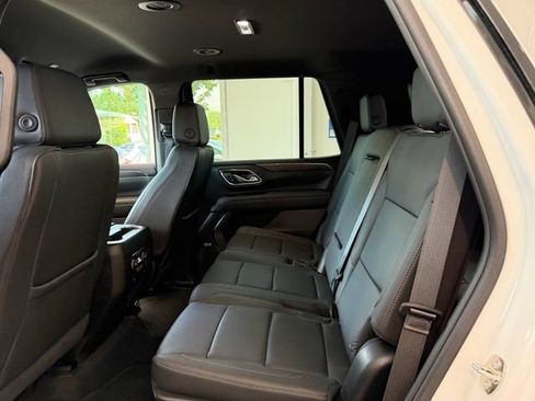 Used 2023 Chevrolet Tahoe LT RWD image 8