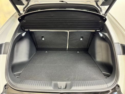 Used 2025 Acura ADX A-Spec image 36