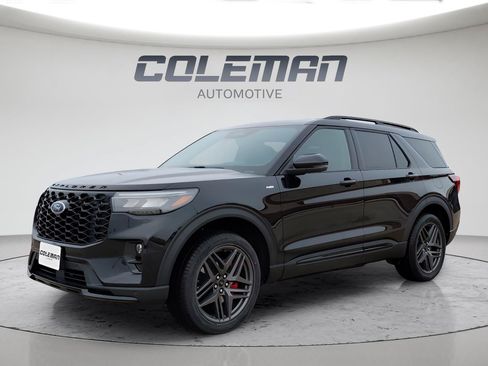 New 2026 Ford Explorer ST-Line w/ ST-Line Street Pack AWD/4WD image 1