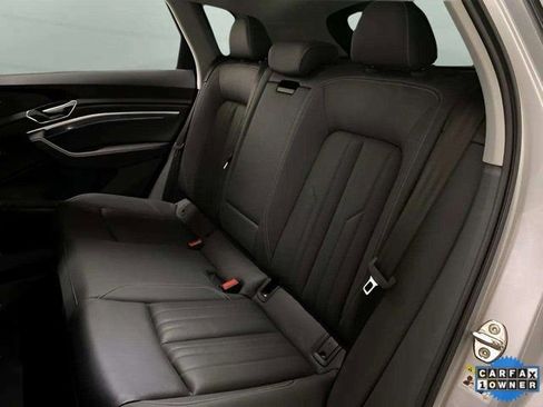 Used 2023 Audi e-tron Premium Plus image 74