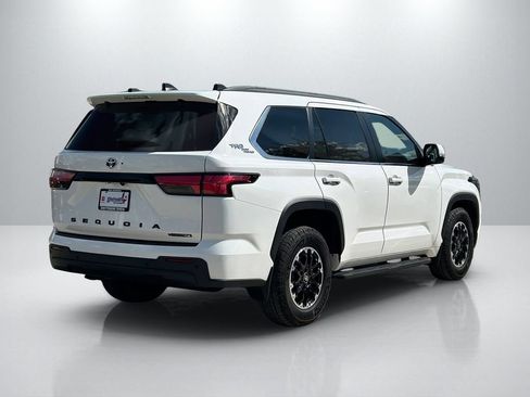 Used 2026 Toyota Sequoia SR5 w/ SR5 Premium Package AWD/4WD image 5