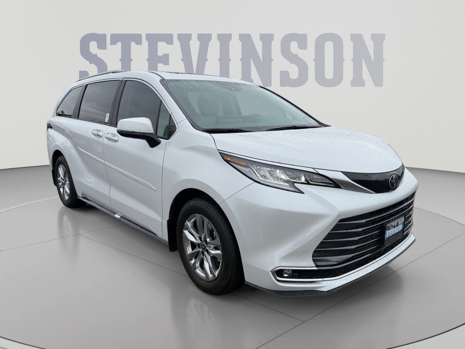 Used 2026 Toyota Sienna Limited AWD/4WD image 7