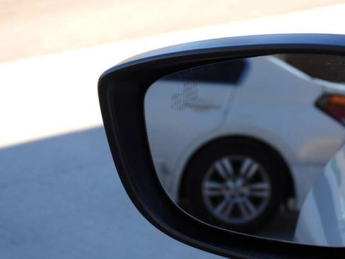 Used 2017 MAZDA MAZDA6 Touring image 39