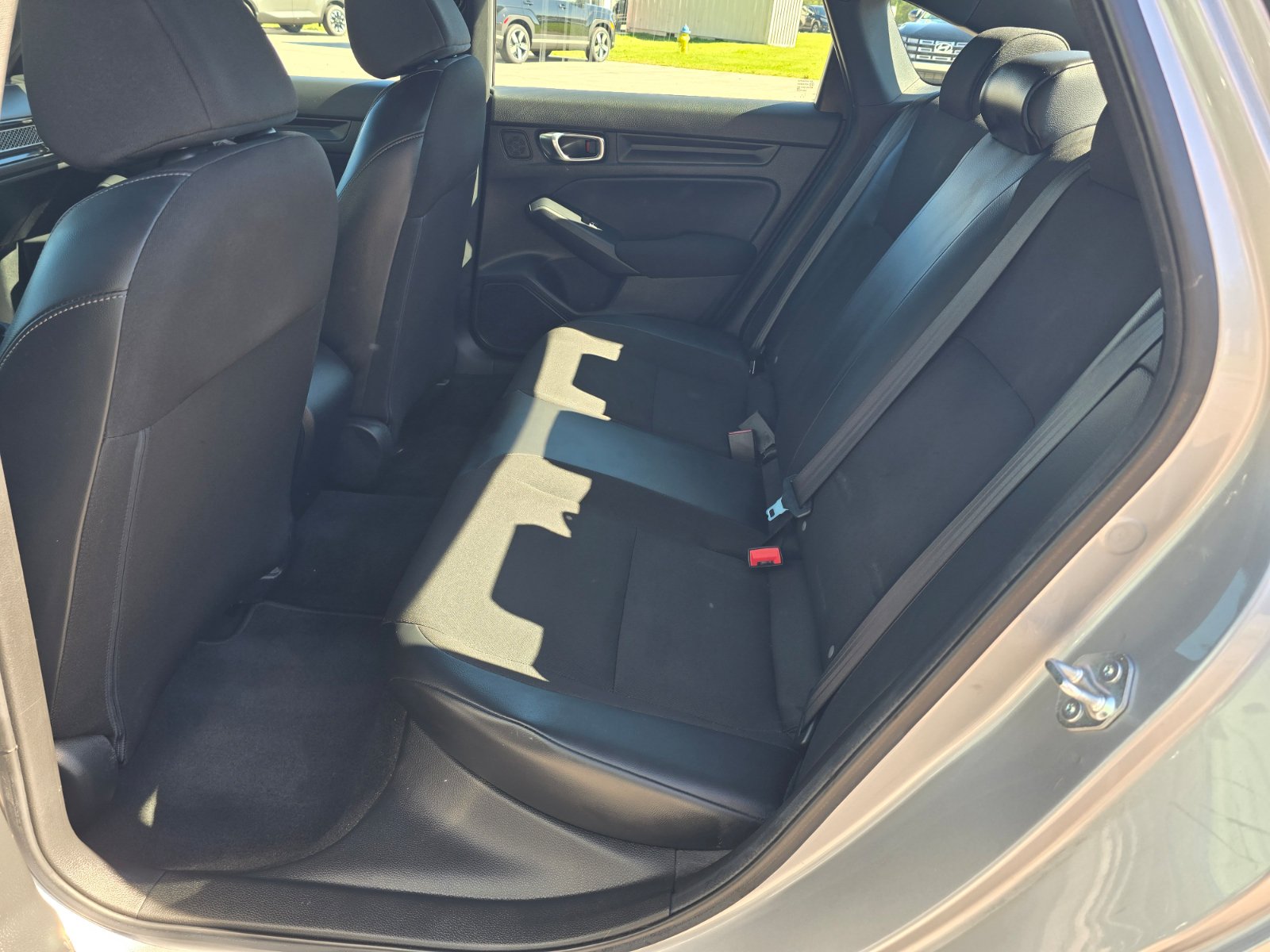 Used 2023 Honda Civic Sport image 11
