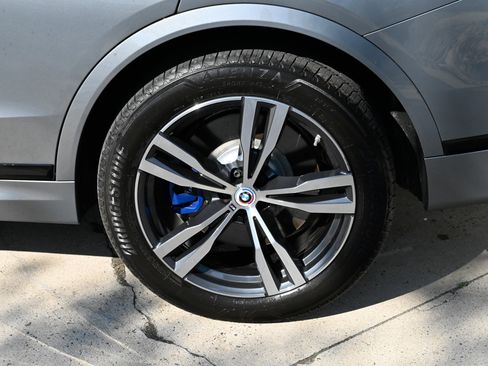 Used 2023 BMW X7 M60i w/ Executive Package AWD/4WD image 9