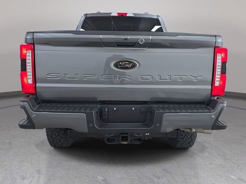 Used 2025 Ford F250 Lariat w/ Lariat Ultimate Package image 8