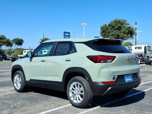 New 2026 Chevrolet TrailBlazer LS w/ LS Convenience Package AWD/4WD image 5