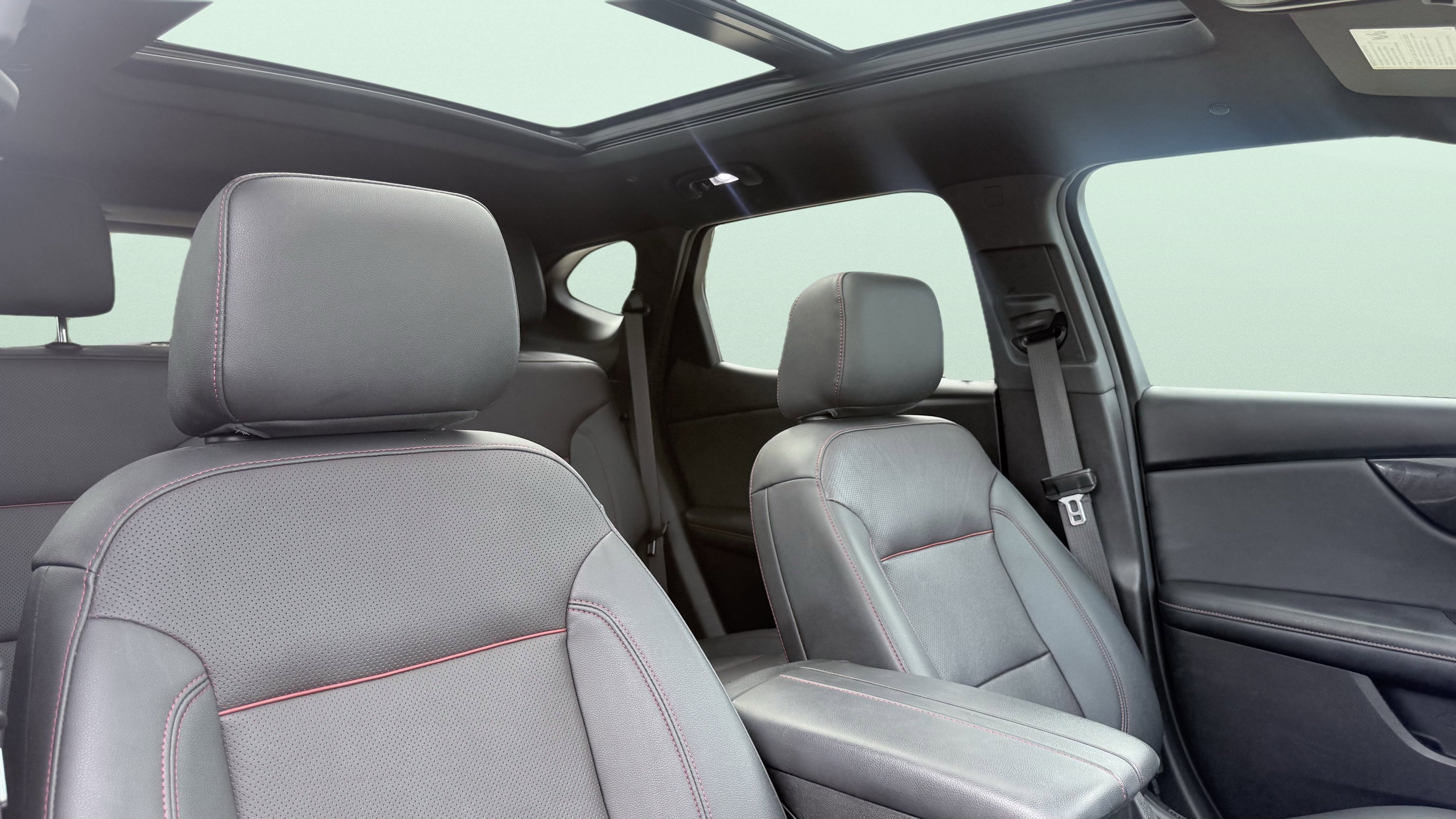 Used 2021 Chevrolet Blazer RS w/ Enhanced Convenience Package FWD image 53