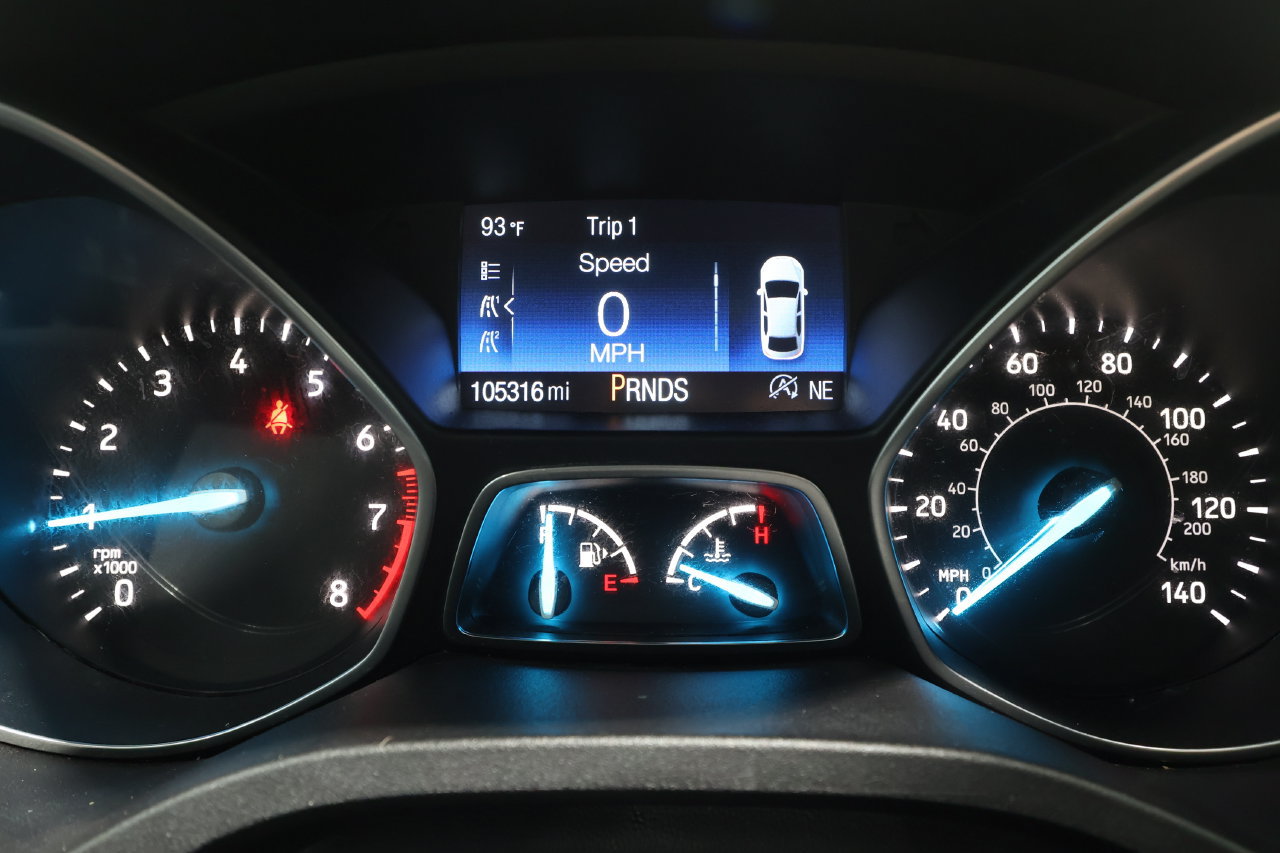 Used 2019 Ford Escape SEL FWD image 8