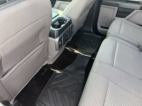 Used 2015 Ford F150 XLT w/ Equipment Group 302A Luxury AWD/4WD image 32