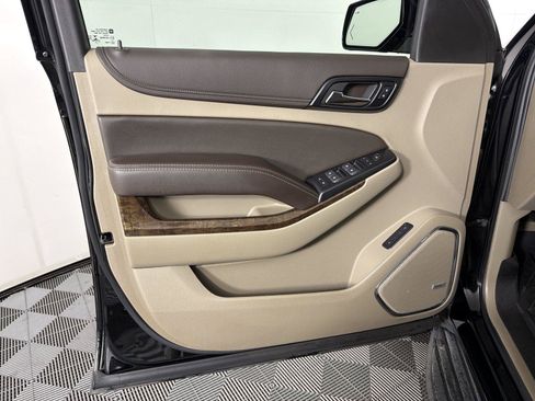 Certified 2020 Chevrolet Suburban LT AWD/4WD image 8