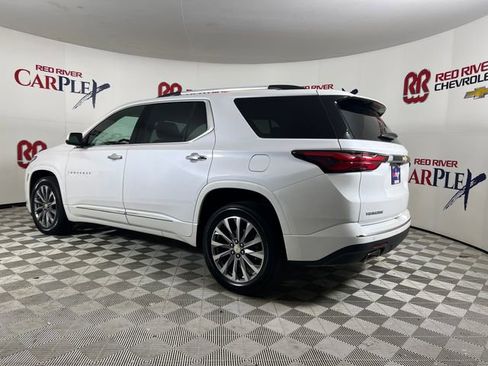 Used 2022 Chevrolet Traverse Premier w/ LPO, Cargo Package image 6