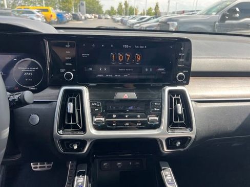 Certified 2022 Kia Sorento SX Prestige AWD/4WD image 17
