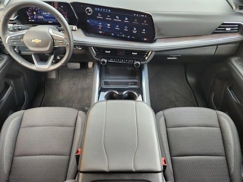 Used 2025 Chevrolet Tahoe LS image 26