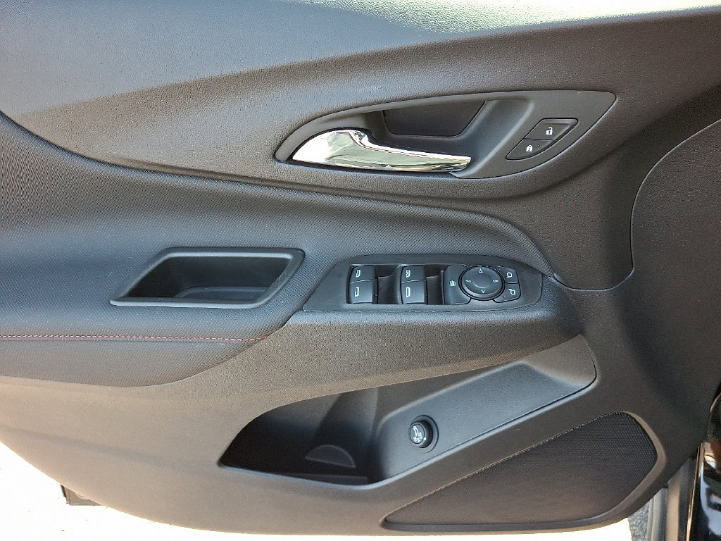 Certified 2024 Chevrolet Equinox RS AWD/4WD image 13