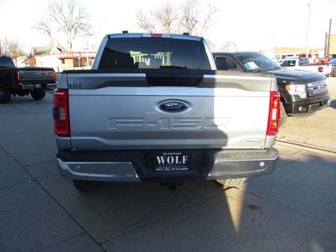 Used 2021 Ford F150 XLT w/ Equipment Group 301A Mid image 5