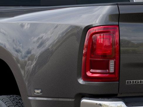 New 2026 RAM 3500 Big Horn AWD/4WD image 9