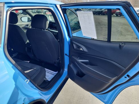 Certified 2024 Chevrolet Trax RS image 26
