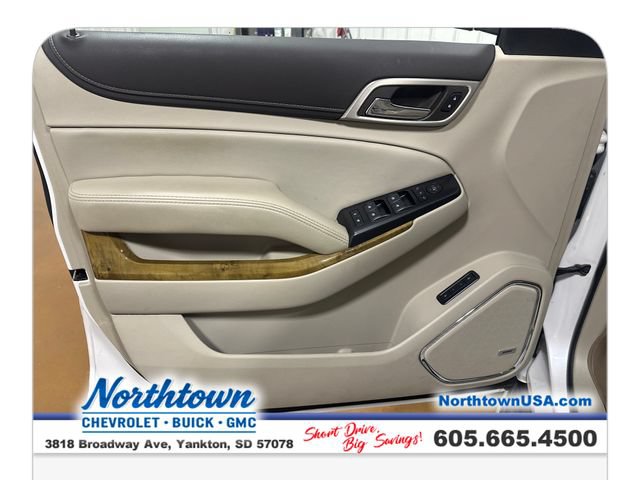 Used 2017 GMC Yukon Denali w/ Open Road Package AWD/4WD image 10