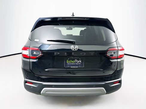 Used 2023 Honda Pilot EX-L image 7