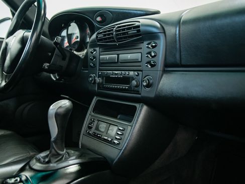 Used 2000 Porsche 911 Carrera image 30