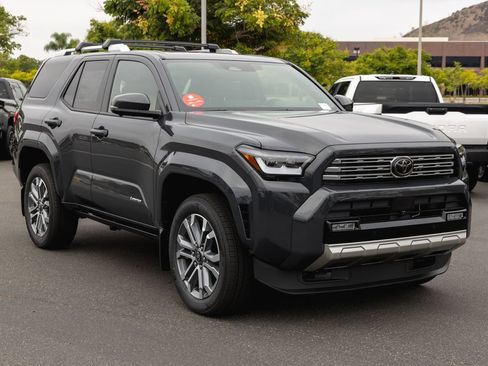 New 2026 Toyota 4Runner Limited AWD/4WD image 4