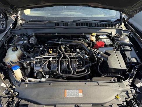 Used 2020 Ford Fusion Titanium AWD/4WD image 6